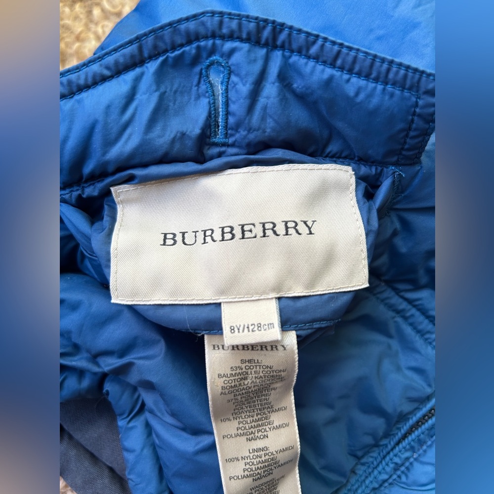 Burberry: Kids' Reversible Vest - 8Y - Picture 7 of 13